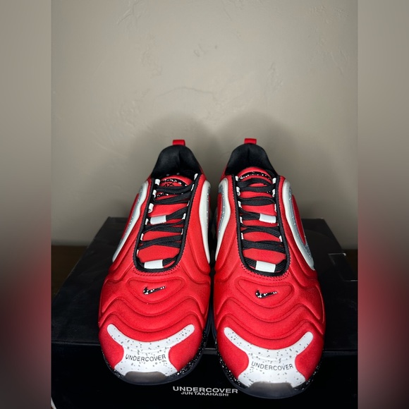 Undercover x Nike Air Max 720 ‘University Red’ - Picture 5 of 9